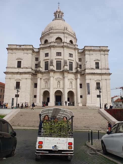 2 hours tour for your first day in Lisbon - What Makes This Tour Special?