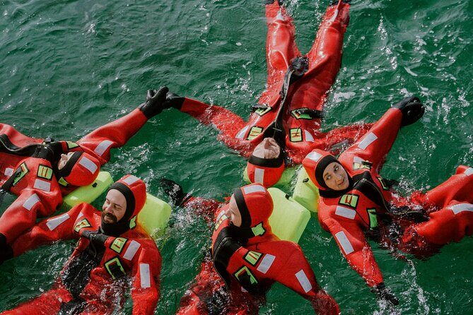 2 Hours Urban Arctic Floating Activity in the Harbours of Tromsø - What Do the Reviews Say?