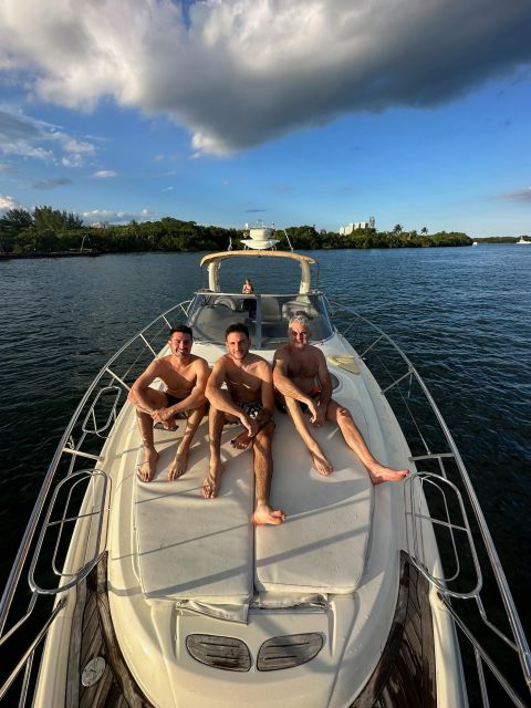 2 HOURS Yacht in Miami for Up to 12 People - Additional Details