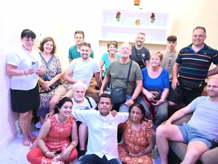 2 Nights 3 Days Varanasi Tour - A Complete Tour Package - Day 1: Arrival and Evening Tour