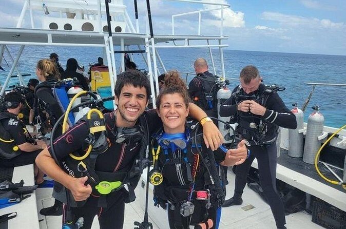 2 tanks for certified divers - What the Reviews Say