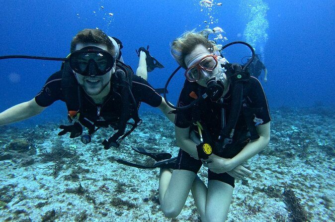 2 tanks for certified divers - Who Should Book This Tour?