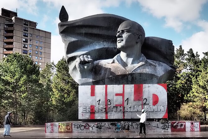 20TH Century Berlin - Fall of an Empire Till Fall of the Wall - Additional Information