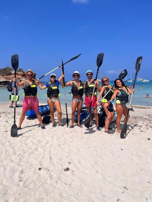 2+1 KAYAK RENTAL IN FORMENTERA - A Closer Look at the Kayak Experience in Cala Saona