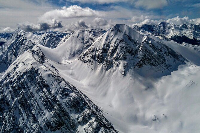 25-Minute Helicopter Adventure in Three Sisters Canmore - Additional Information and Practicalities  