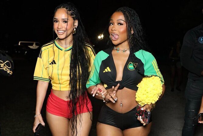 27/27 Lounge, Pier 1 & Margaritaville Nightlife Tour In Jamaica - What Makes This Tour Stand Out?