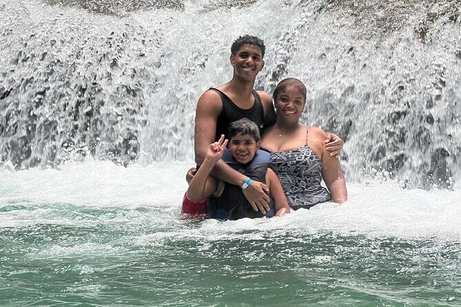 27 Pools of Damajagua Jumps and Slides in the Jungle - Practical Details for a Smooth Experience