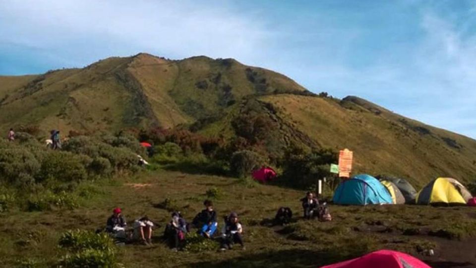 2D1N Mt. Merbabu Camping Hike From Yogyakarta - Inclusions and Exclusions