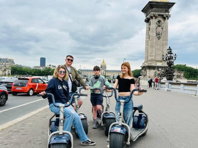2H VIP Paris - Private City Highlights Fat Tire Tour - Champs-Elysées Highlights