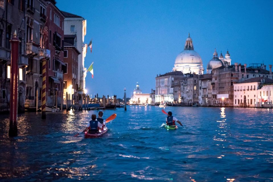 2hr Night Kayak Tour in Venice: Premium Tour With Sunset - Key Points