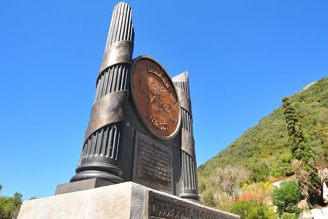 3.30Hrs Private Victory Diamond Rock Tour in Gibraltar - An In-Depth Look at the Gibraltar Victory Diamond Rock Tour
