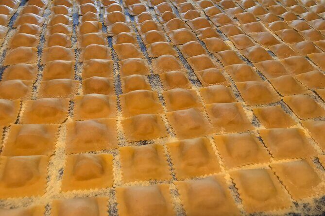 3.5 Hours Fresh Pasta and Tiramisù Cooking Class with Meal - Authentic Italian Cooking on Lake Garda: Pasta & Tiramisù Class Review