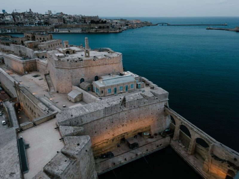 3 Cities: Private Insider Walking Tour With Licensed Guide - Experience Highlights