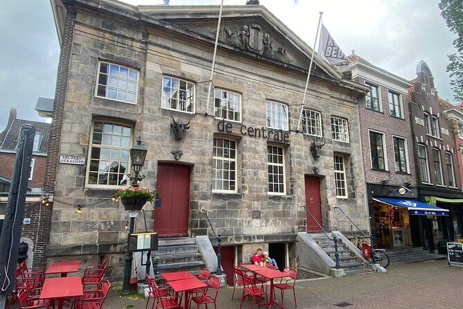 3 Course Walking Dinner in Delft with Guided Tours in Between - Who is This Tour Best For?