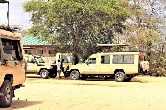 3 Days 2 Nights Maasai Mara Safari Transport 4x4 Landcruiser Jeep - Meals and Inclusions