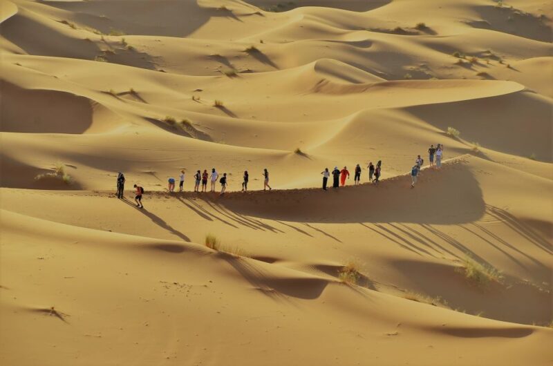 3-Days Desert Tour From Marrakech To Merzouga Erg Chebbi - Experiencing the Merzouga Dunes Sunset