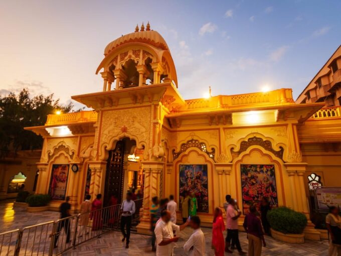 3 Days Mathura Vrindavan Tour From Delhi - Exploring Mathura and Vrindavan
