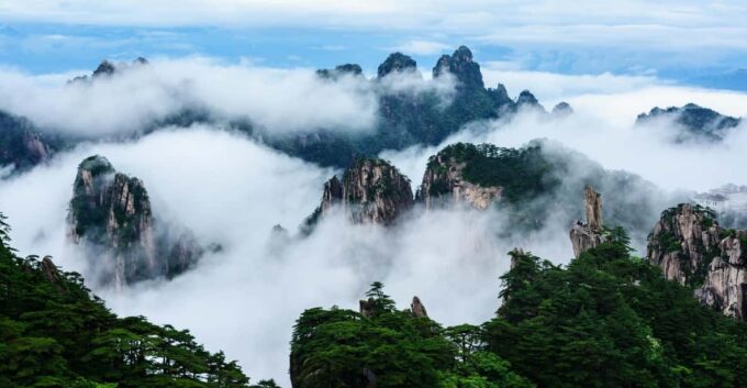 3 Days Tour Shanghai Huangshan & Hangzhou by Bullet Trains - Picturesque Destinations