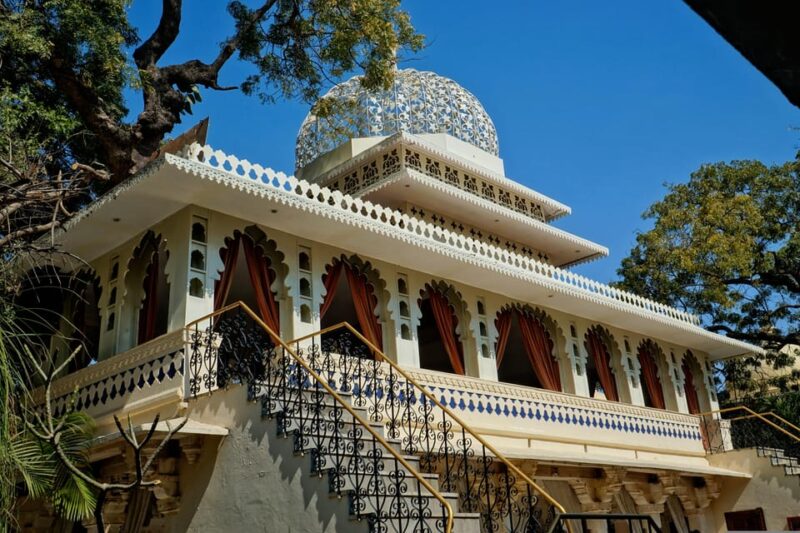 3 Days Udaipur Lake City Tour With Kumbhalgarh Fort - Accommodation and Amenities