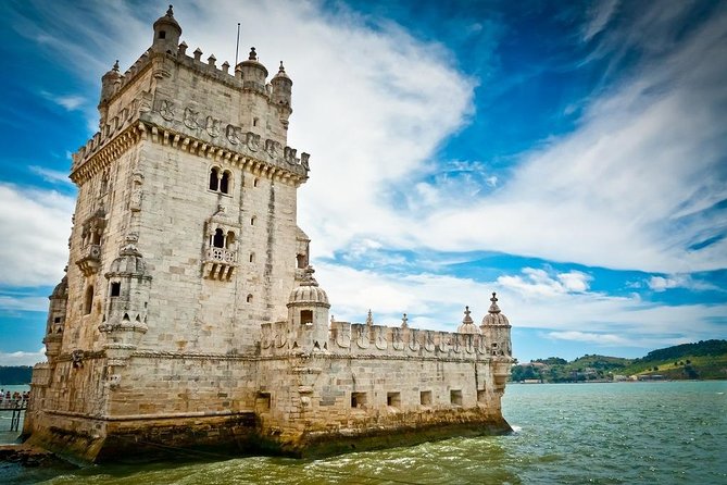3 Days Wonders of Portugal From Lisbon - Meeting and Pickup Points