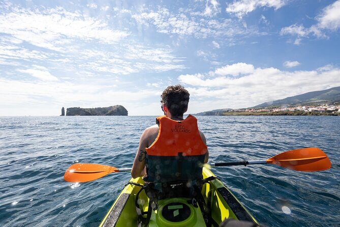 3 Hour Kayak Guided Tour in Islet of Vila Franca Do Campo - Key Points