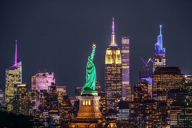 3 Hour Luxury Bus Tour of NYC Night Highlights - Introduction