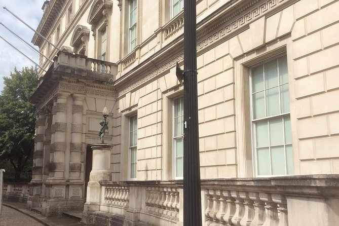 3 Hour Private Downton Abbey London Locations Walking Tour - Exploring Hyde Park