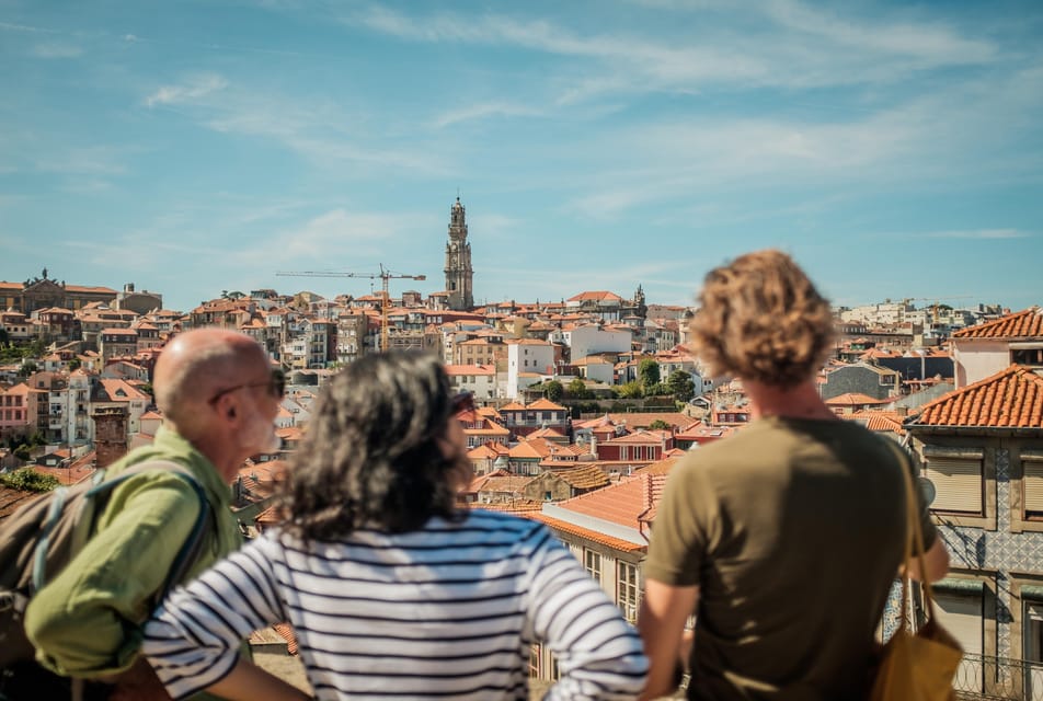 3-hour private guided walking tour of the BEST of Porto - The Value of a Personalized Tour
