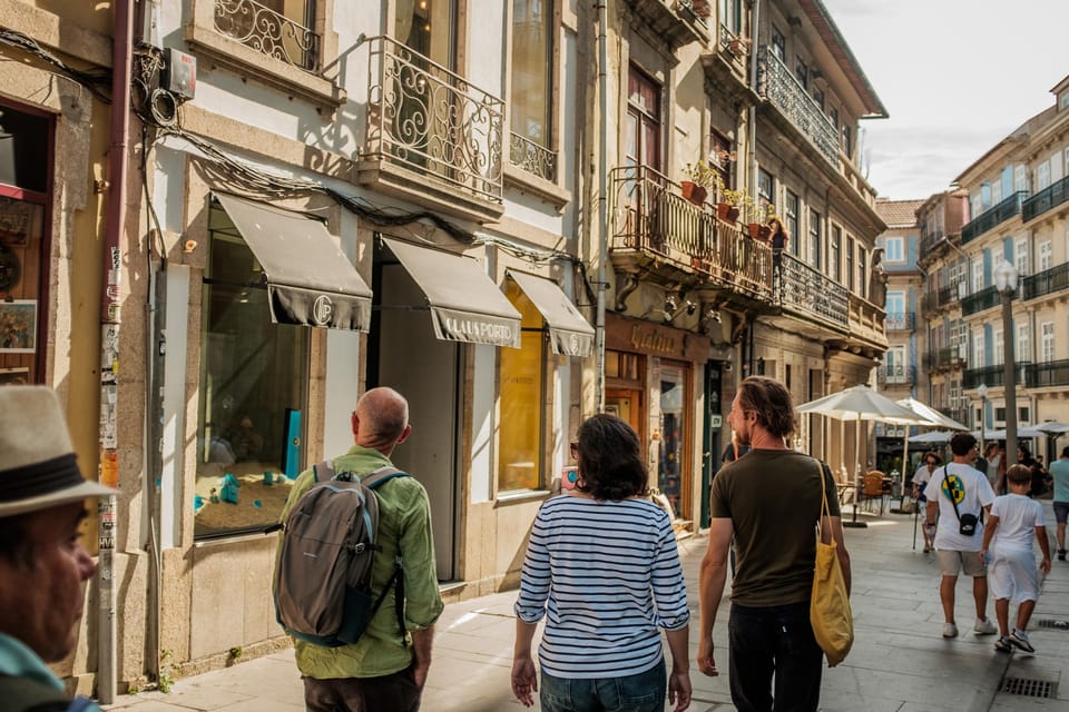 3-hour private guided walking tour of the BEST of Porto - FAQs
