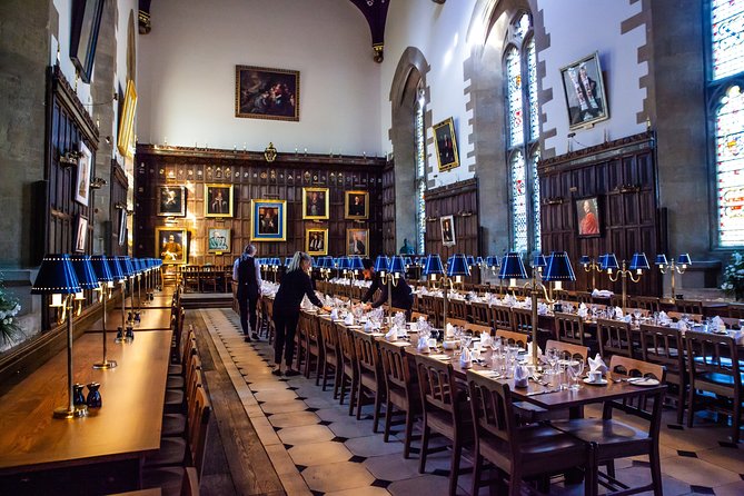 3-Hour Private Tour of Oxford With University Alumni Guide - Physical Requirements