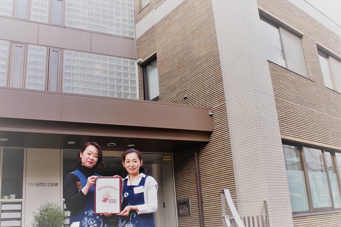 3-Hour Small-Group Sushi Making Class in Tokyo - Policies and Restrictions