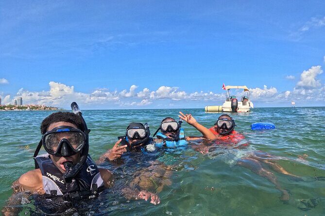 3-Hour Snorkeling Experience on SeaRay Sundeck 26' up to 8 guests - Key Points