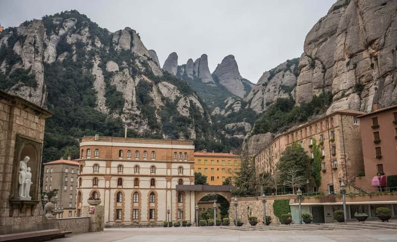 3-Hour Supercar Route from Barcelona to Montserrat Mountain - An Exciting Drive with a Scenic Twist