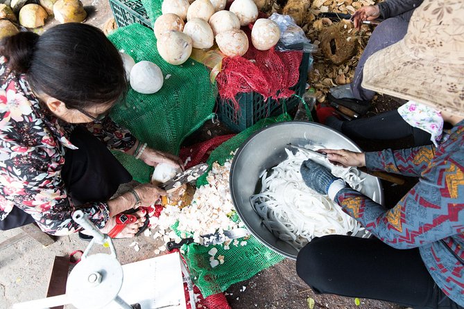 3-hour Traditional Vietnamese Home-Cooking Class in Da Nang - Logistics and Meeting Information