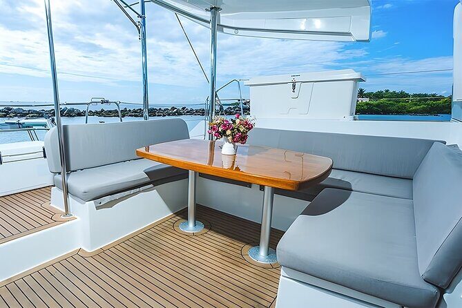 3 Hours Exclusive 45' Lagoon Catamaran Experience - Who Should Consider This Tour?