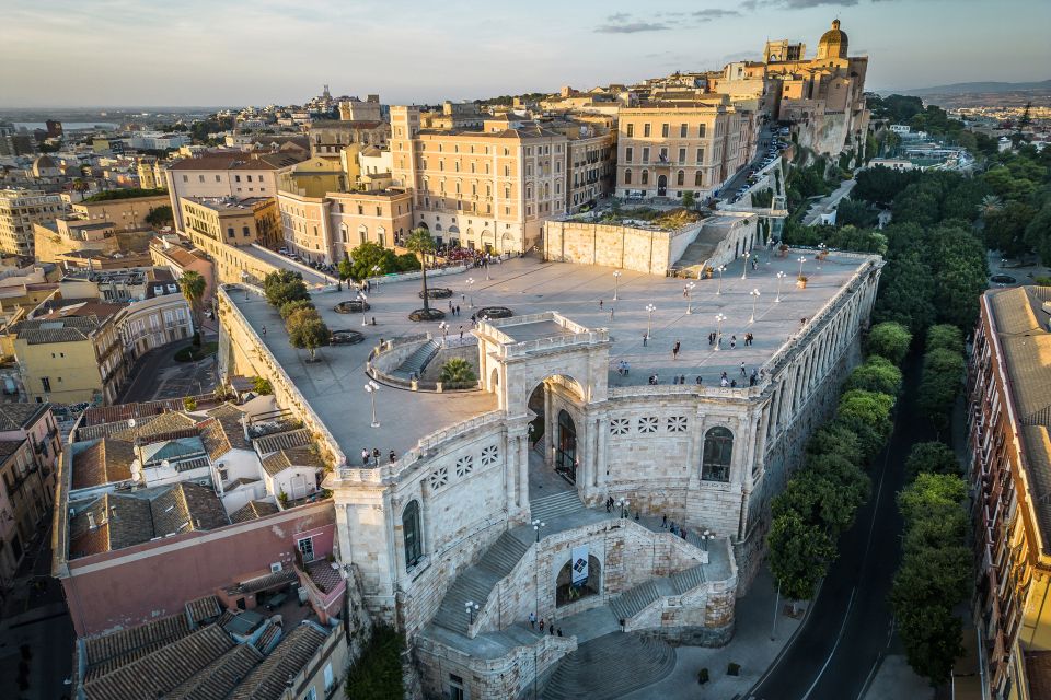 3 Hours Guided Tour of the Historical Cagliari - Key Points