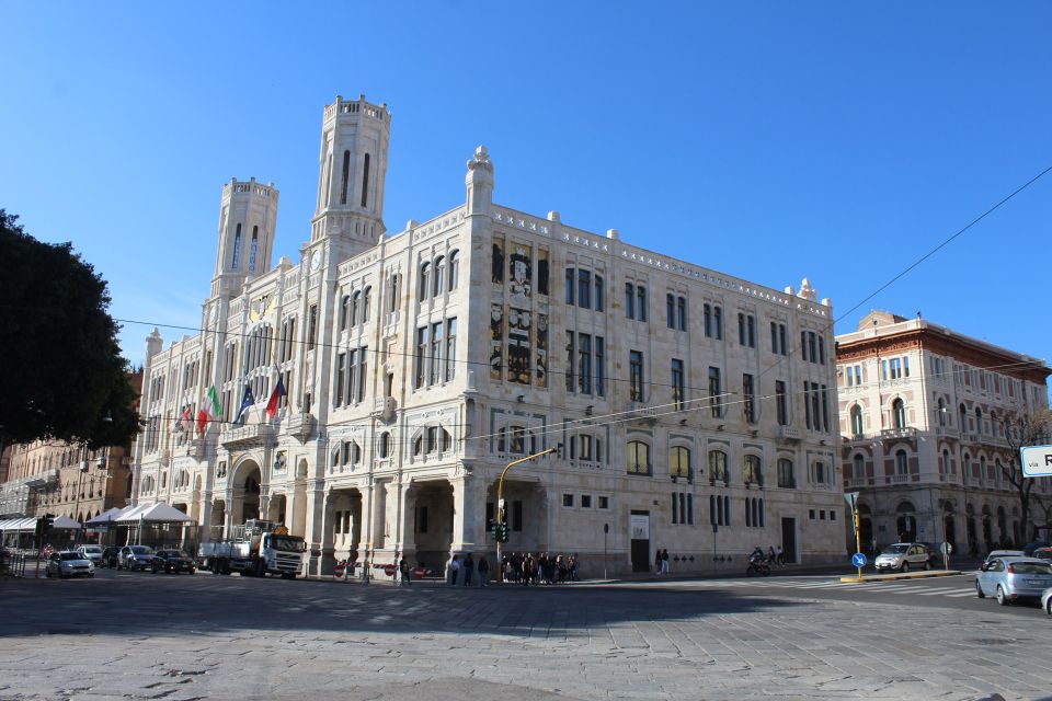 3 Hours Guided Tour of the Historical Cagliari - Highlights