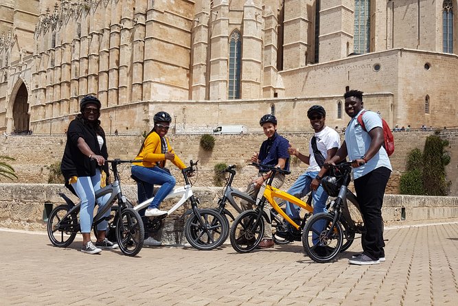 3 Hours Historical E-Bike Tour in Palma De Mallorca - Whats Included