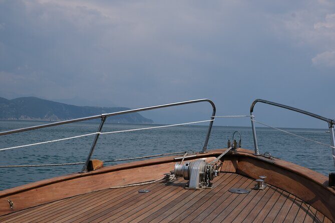 3 Hours Sunset Boat Tour to Golfo dei Poeti Shared - Introduction