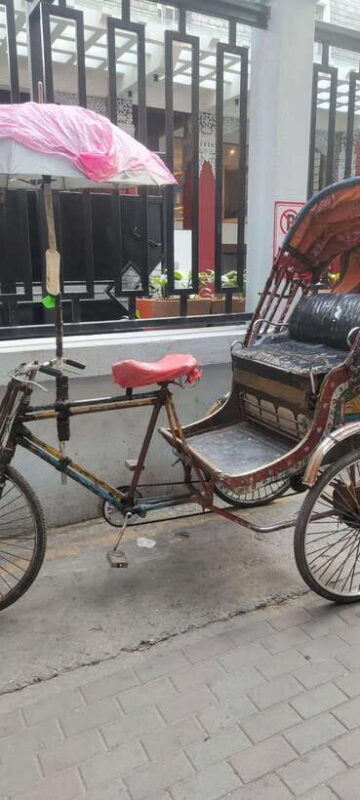 3-Hours Thamel Sightseeing Tour by Rickshaw in - Kathmandu - FAQs