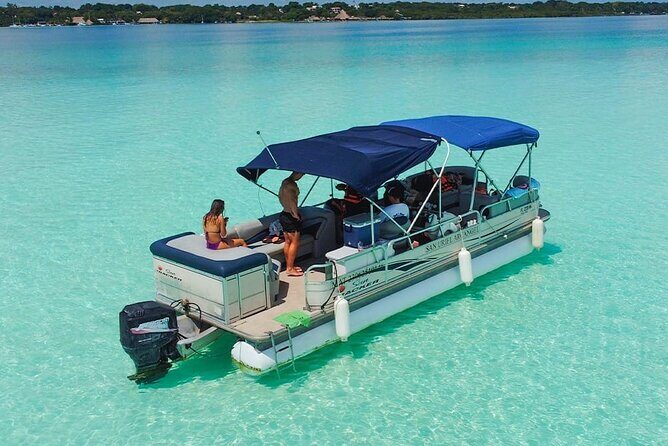 3 hr Pontoon Tour with access to Beach Club and Free Kayaks - An In-Depth Look at the 3-Hour Pontoon Tour in Bacalar