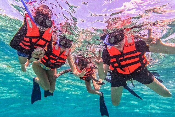 3 in 1 Catamaran Tour to Isla Mujeres from Cancun All Inclusive - FAQ