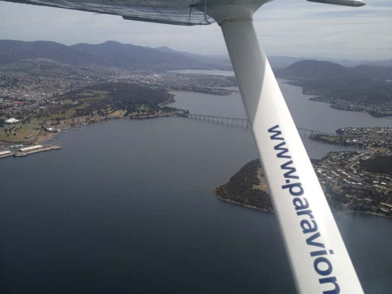 30 Minute Scenic Hobart Plane Flight - An Elevated Perspective on Hobart