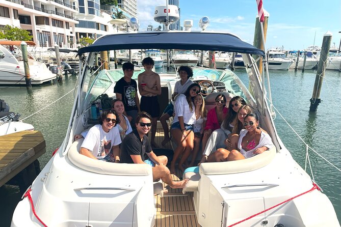 37ft Private Captained Yacht Rental - Up to 13 Happy Guests - Making the Most of Your Yacht Experience