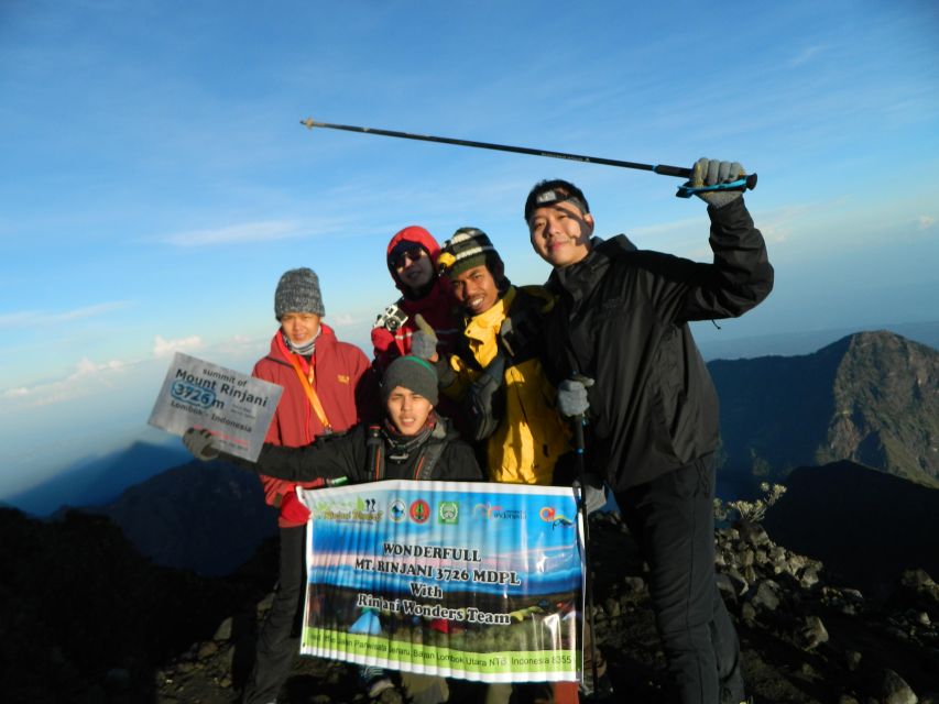 3D2N Trekking Mt Rinjani to Summit, Lake, Hot Spring - Descent to Senaru Village