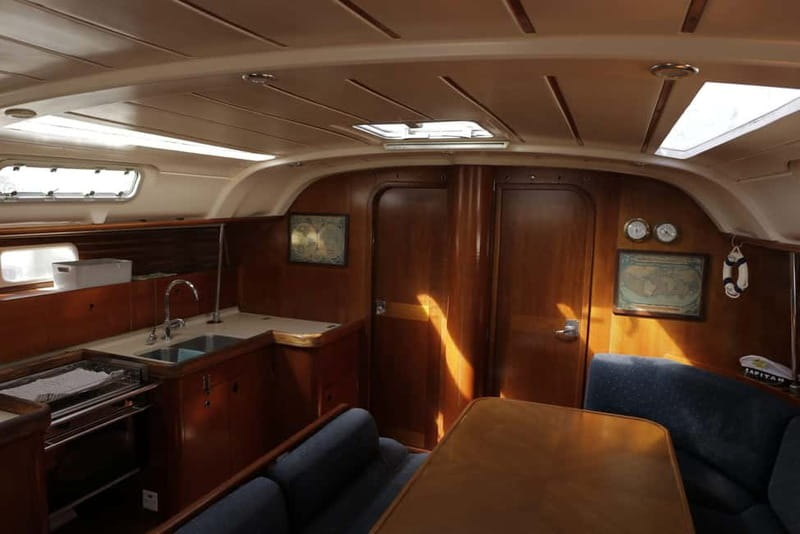3h Whale Watching Share Tour Beneteau Oceanis 440 - Frequently Asked Questions
