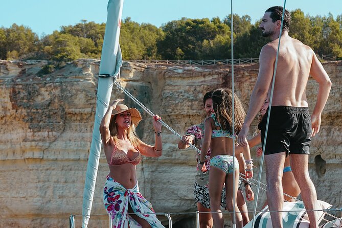 3h30 Private Half Day Luxury Sail-Yacht Cruise - Highlights of the Cruise