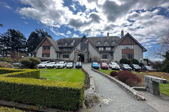 3hr Victoria City Highlights Private Tour (Day/Night, 14 Pax) - FAQs