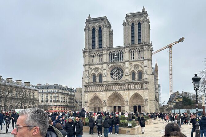 3in1 Notre Dame Tour plus Boat Cruise and Eiffel Tower History - FAQ