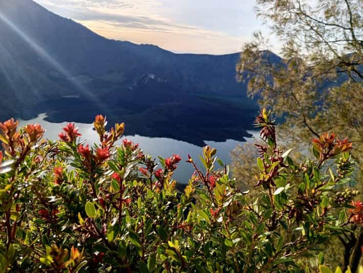 4 Day / 3 Night Summit Full Mount Rinjani - Itinerary Highlights